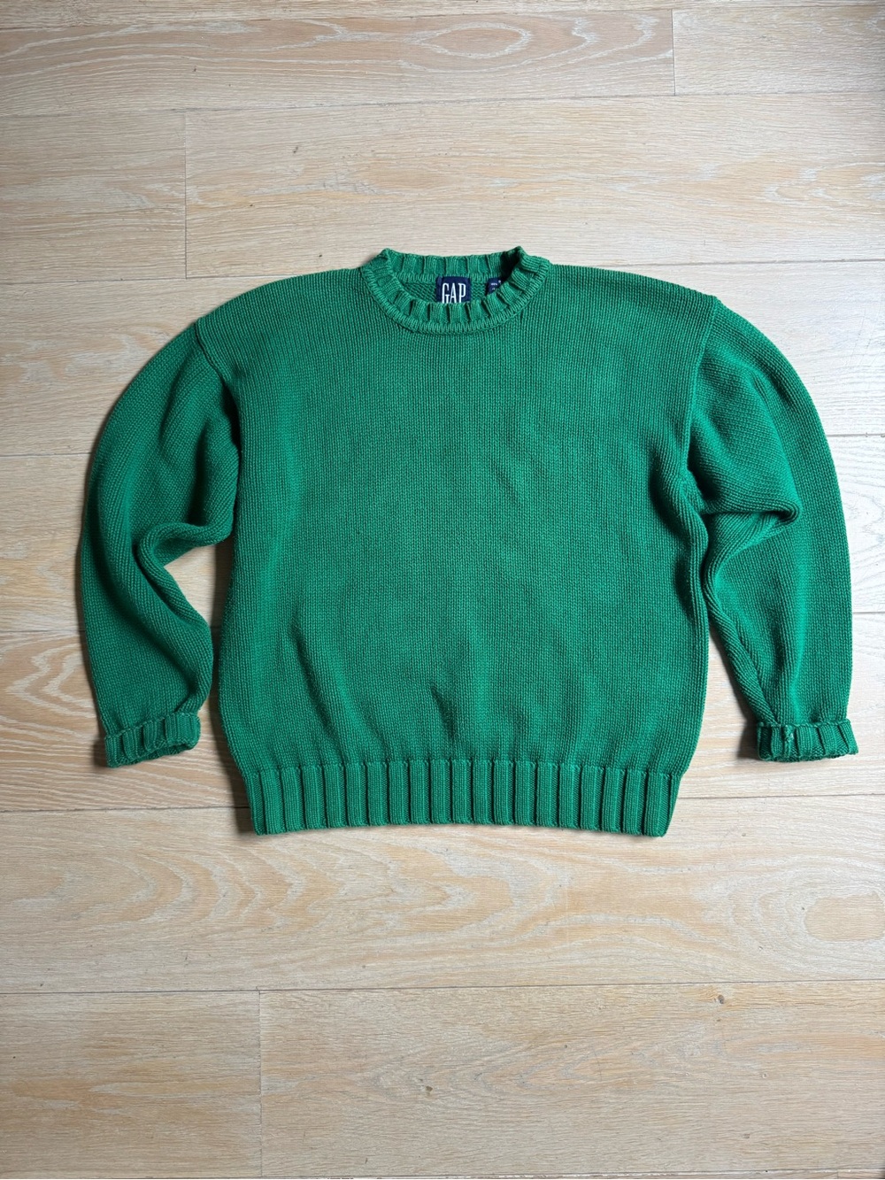 GAP Men's Kelly Green Crewneck Sweater